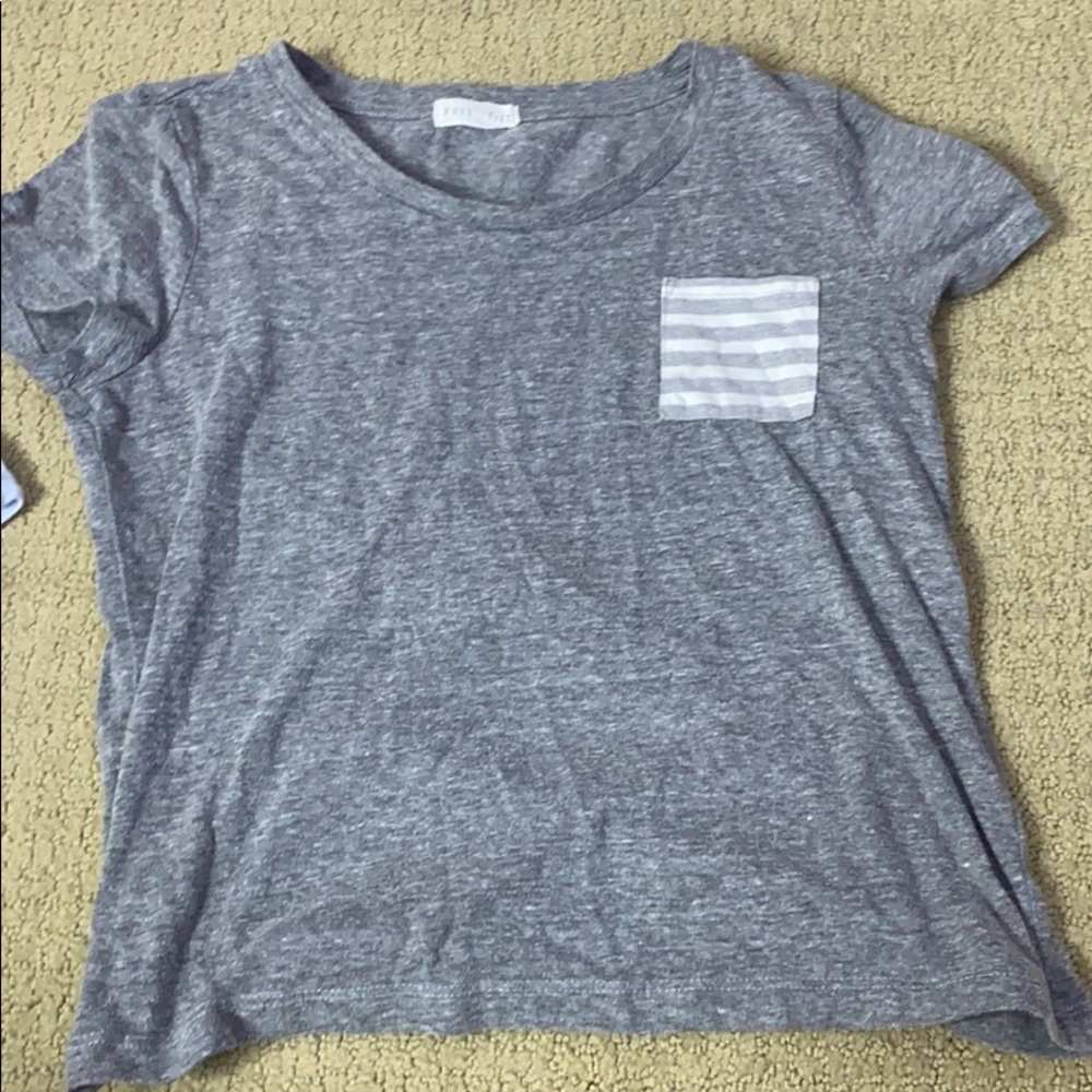 Tully’s girls short sleeve shirt